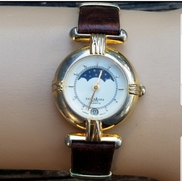 LA EXPRESS VINTAGE SUN & MOON PHASE LADIES WATCH WITH LEATHER BAND - Picture 1 of 6